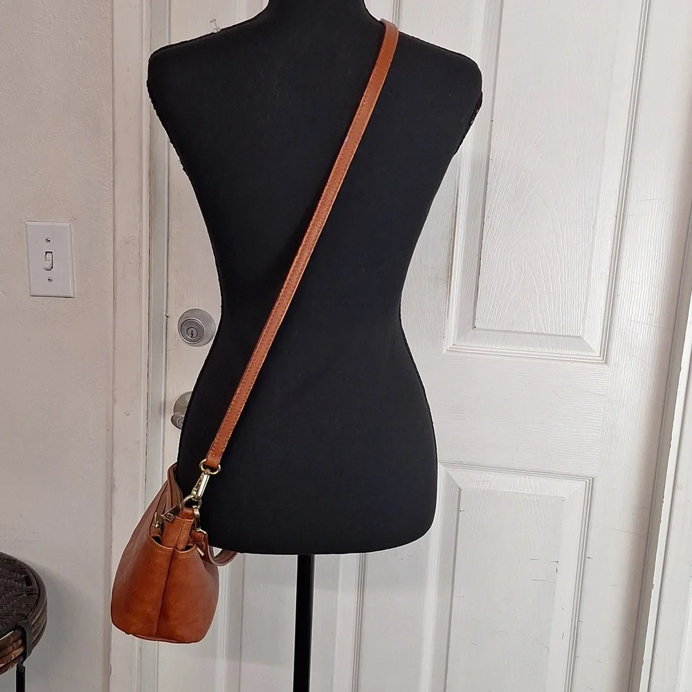 Classic Tan Leather Crossbody Bag with Gold Hardware